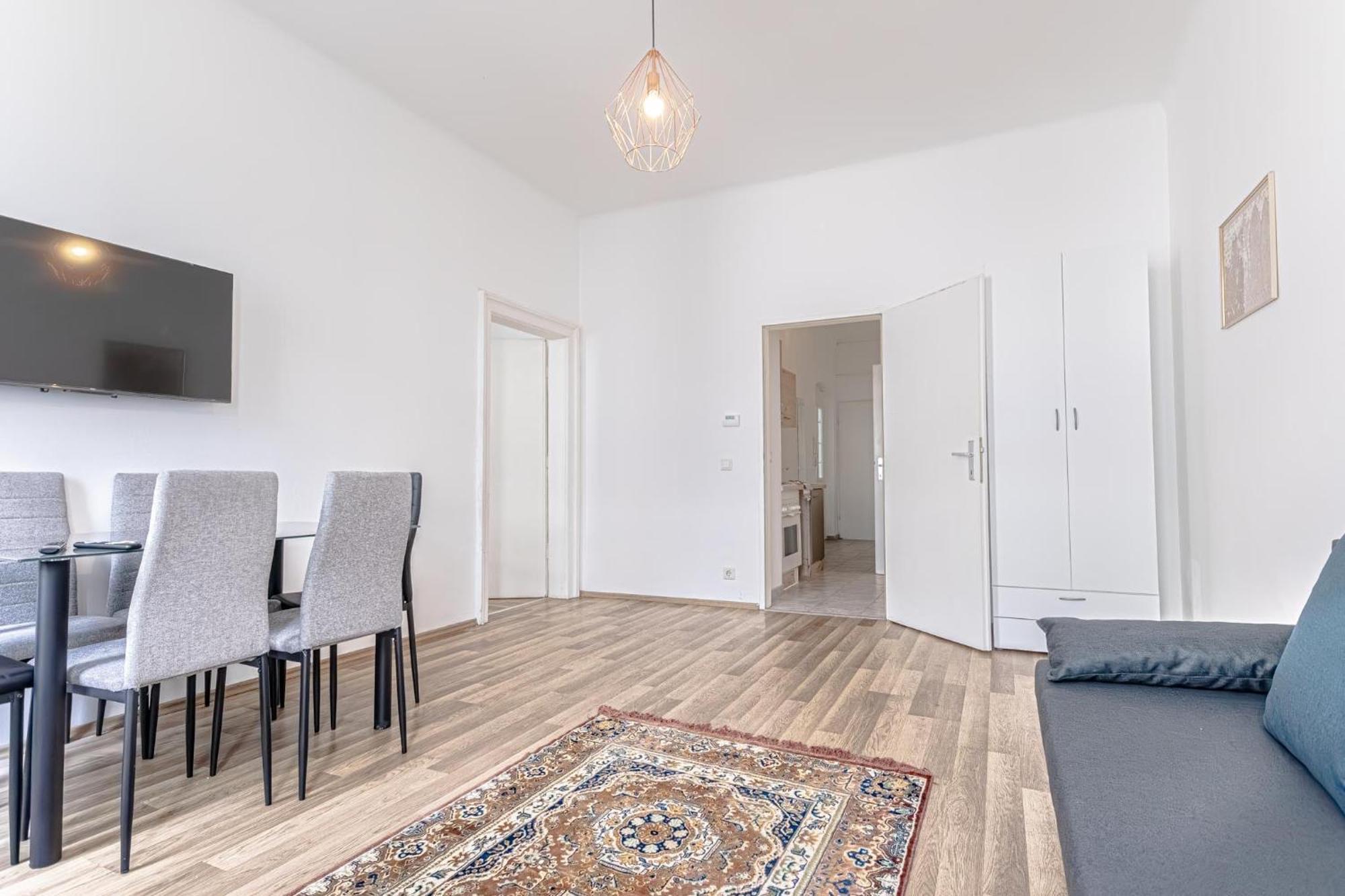 Explore Vienna 2Br And 1Lr Retreat Near Westbahnhof Exterior foto